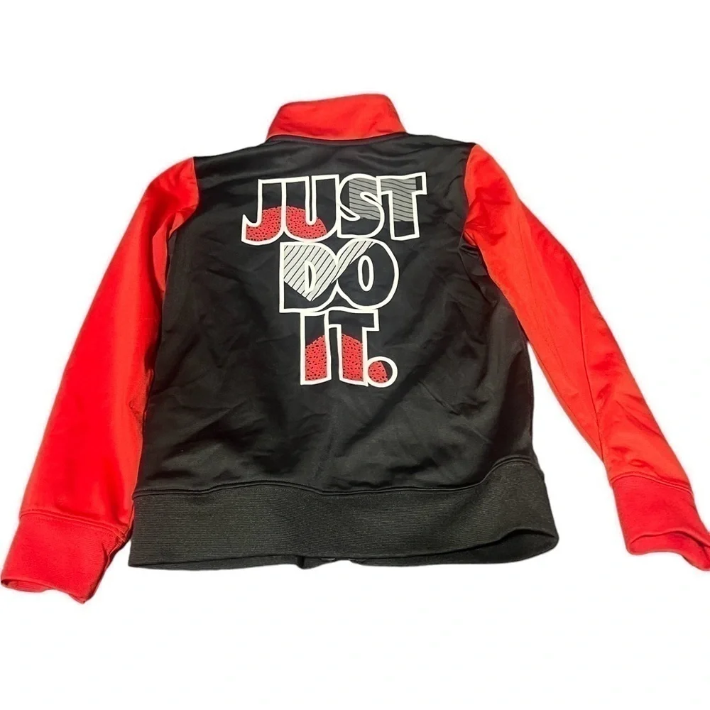 NIKE vintage red and white Zip Up size M